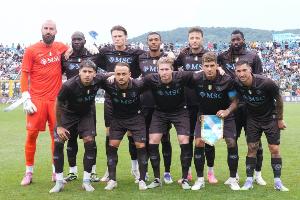 米乐-贝尼特斯：新赛季意甲争冠那不勒斯领先国米，米兰和尤文仍需补强